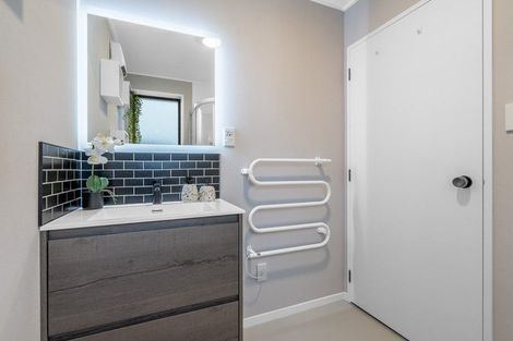 Photo of property in 5 Raeburn Place, Gore, 9710