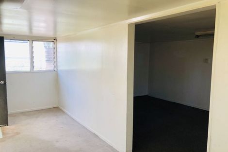 Photo of property in 24 Vanbrugh Place, Bucklands Beach, Auckland, 2014