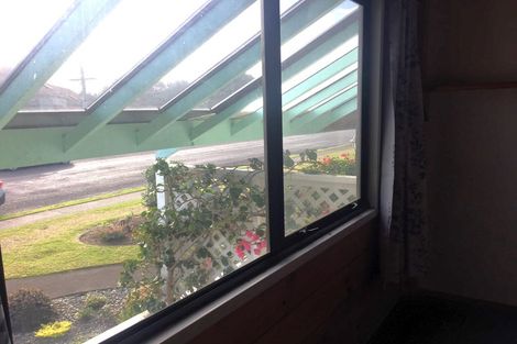 Photo of property in Puriri Village, 4/3 Puriri Street, Mount Maunganui, 3116