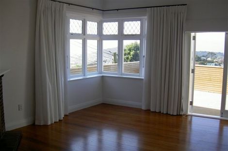 Photo of property in 20 Sugarloaf Road, Brooklyn, Wellington, 6021