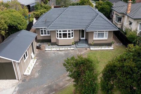 Photo of property in 92 Te Aroha Street, Hamilton East, Hamilton, 3216