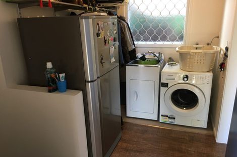 Photo of property in 38 Marlborough Avenue, Glenfield, Auckland, 0629