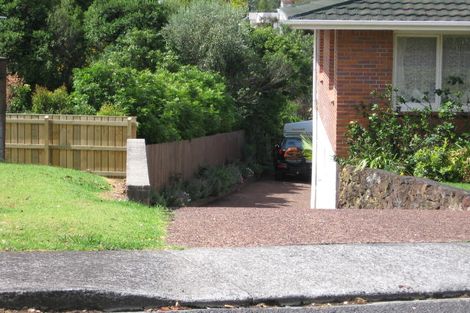 Photo of property in 1/4 Cloverley Crescent, Campbells Bay, Auckland, 0630