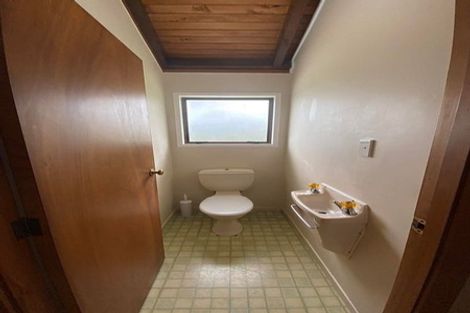 Photo of property in 180 Greenhithe Road, Greenhithe, Auckland, 0632