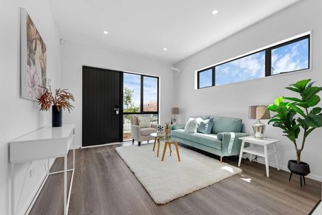 Photo of property in 1 Greenbrier Street, Westgate, 0814