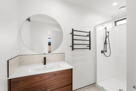 Photo of property in 300a Wairakei Road, Bryndwr, Christchurch, 8053