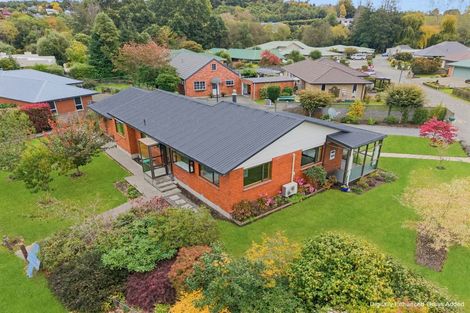 Photo of property in 47 Mckenzie Street, Geraldine, 7930