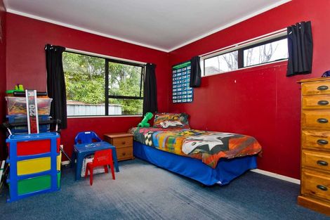 Photo of property in 59 Reynella Drive, Massey, Auckland, 0614