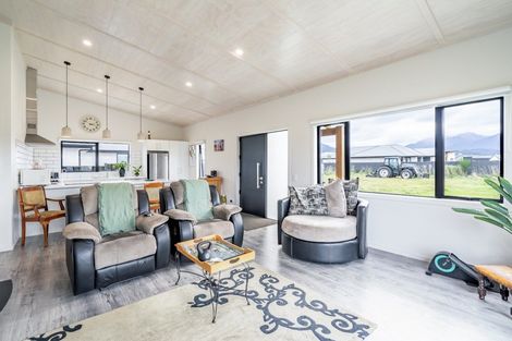 Photo of property in 29 Pounamu Drive, Te Anau, 9600