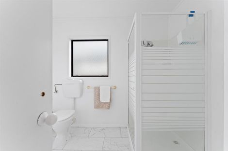 Photo of property in 17 Caroline Heights, Omaha, 0986