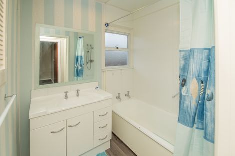 Photo of property in 12 Pamela Street, Linwood, Christchurch, 8062