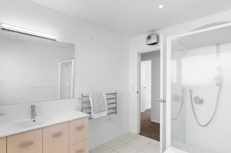 Photo of property in 3 Haslett Place, Upper Riccarton, Christchurch, 8041