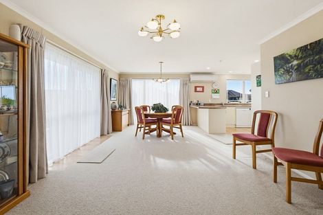 Photo of property in 4 Brooklyn Heights Drive, Kelvin Grove, Palmerston North, 4414
