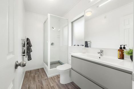Photo of property in 3/116 Meadowland Drive, Somerville, Auckland, 2014