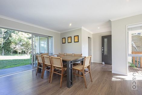 Photo of property in 23 Crabb Fields Lane, Riverhead, 0820