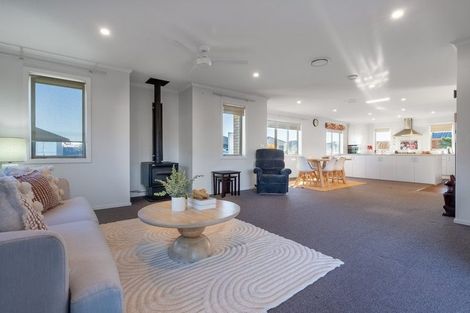 Photo of property in 25 Ledbury Drive, Rolleston, 7615