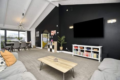 Photo of property in 3 Highfield Lane, Rangiora, 7400