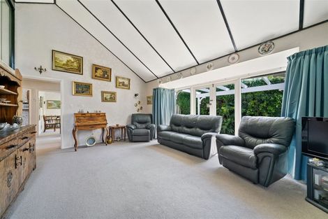 Photo of property in 319 Riverside Drive, Waterloo, Lower Hutt, 5011