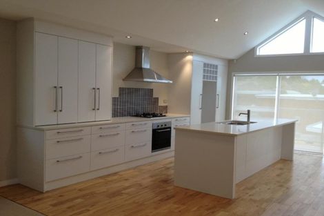 Photo of property in 34 Helvetia Drive, Browns Bay, Auckland, 0630