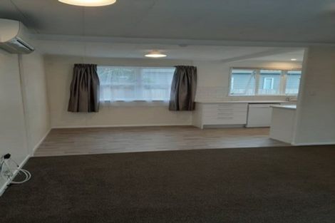 Photo of property in 363 Whangaparaoa Road, Stanmore Bay, Whangaparaoa, 0932