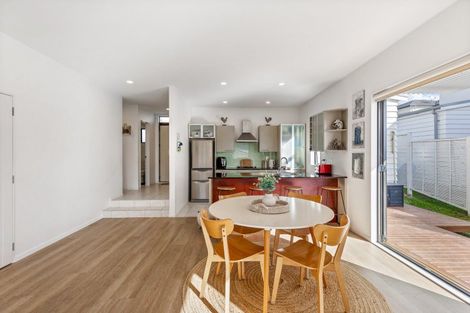 Photo of property in 18/40 Scarlet Oak Drive, Schnapper Rock, Auckland, 0632