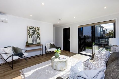 Photo of property in 7 Desert Gold Lane, Wallaceville, Upper Hutt, 5018