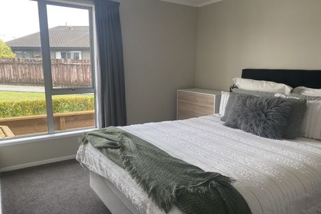 Photo of property in 10 Langwell Place, Papakowhai, Porirua, 5024