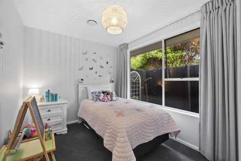 Photo of property in 237 Estuary Road, South New Brighton, Christchurch, 8062
