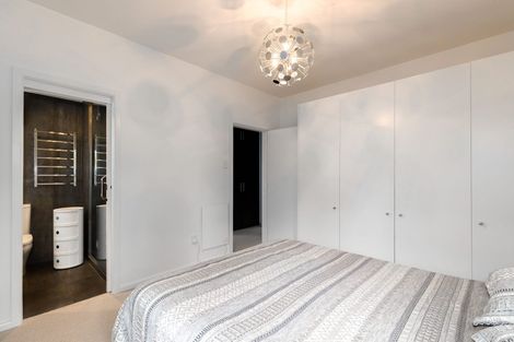 Photo of property in 141 Saint Martins Road, Saint Martins, Christchurch, 8022