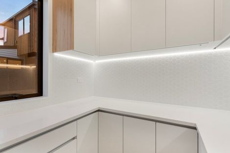 Photo of property in 14d Benders Avenue, Hillcrest, Auckland, 0627