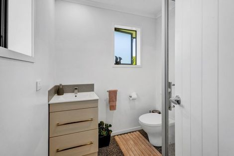 Photo of property in 1108c Egmont Road, Egmont Village, New Plymouth, 4372