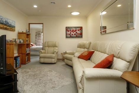 Photo of property in 59 Rokino Road, Hilltop, Taupo, 3330
