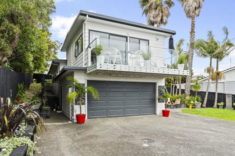 Photo of property in 120a Awaruku Road, Torbay, Auckland, 0630