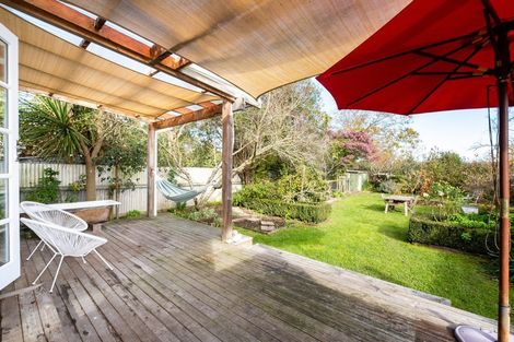 Photo of property in 4 Shrimpton Road, Haumoana, 4102