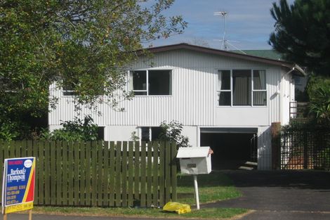 Photo of property in 108 Lynwood Road, New Lynn, Auckland, 0600