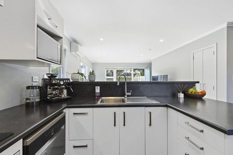 Photo of property in 2/1 Murphy Place, Titahi Bay, Porirua, 5022