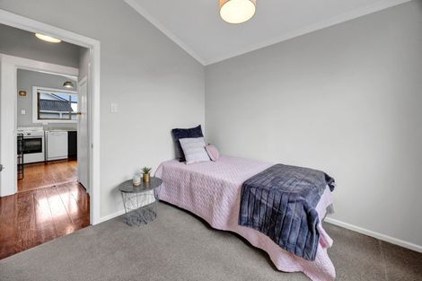 Photo of property in 16a Sunnyvale Street, Bell Block, New Plymouth, 4312