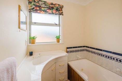 Photo of property in 184 Manly Street, Paraparaumu Beach, Paraparaumu, 5032