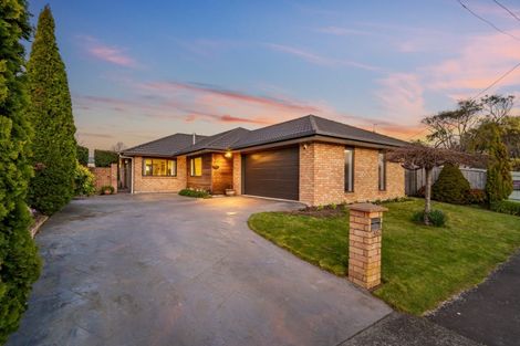Photo of property in 51 Fraser Crescent, Elderslea, Upper Hutt, 5018