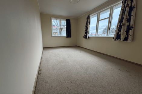 Photo of property in 18 Hinemoa Street, Levin, 5510