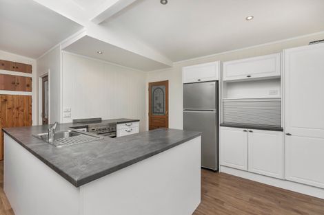 Photo of property in 78 Motutara Road, Muriwai, Waimauku, 0881