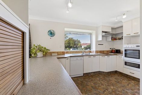 Photo of property in 5 Hilton Drive, Amberley, 7410