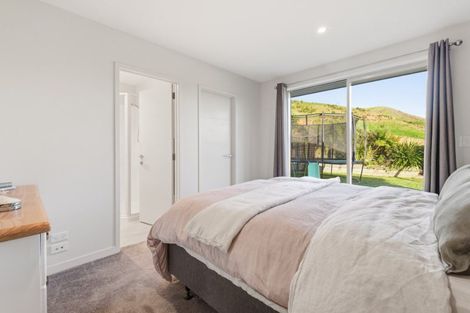 Photo of property in 244 Ballintoy Park Drive, Welcome Bay, Tauranga, 3175
