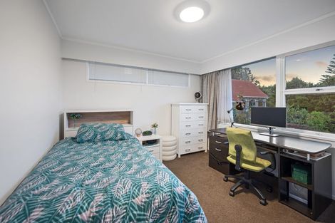 Photo of property in 48 Marlborough Avenue, Glenfield, Auckland, 0629