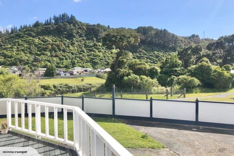 Photo of property in 71f2/ Gemstone Drive, Birchville, Upper Hutt, 5018