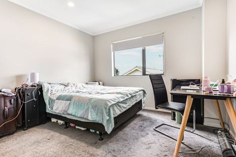 Photo of property in 90u2 Carrington Avenue, Silverdale, Hamilton, 3216