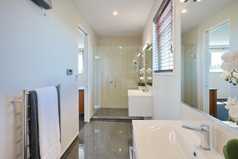 Photo of property in 53 Grayshott Avenue, Casebrook, Christchurch, 8051