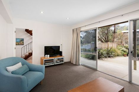 Photo of property in 26 Daffodil Street, Titirangi, Auckland, 0604