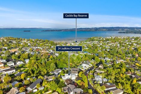 Photo of property in 24 Judkins Crescent, Cockle Bay, Auckland, 2014
