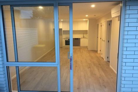 Photo of property in 20 Ridgeview Close, Red Beach, 0932